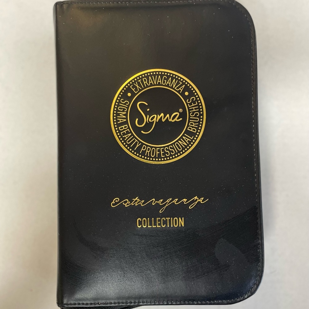 Sigma Extravaganza Collection Brush Case